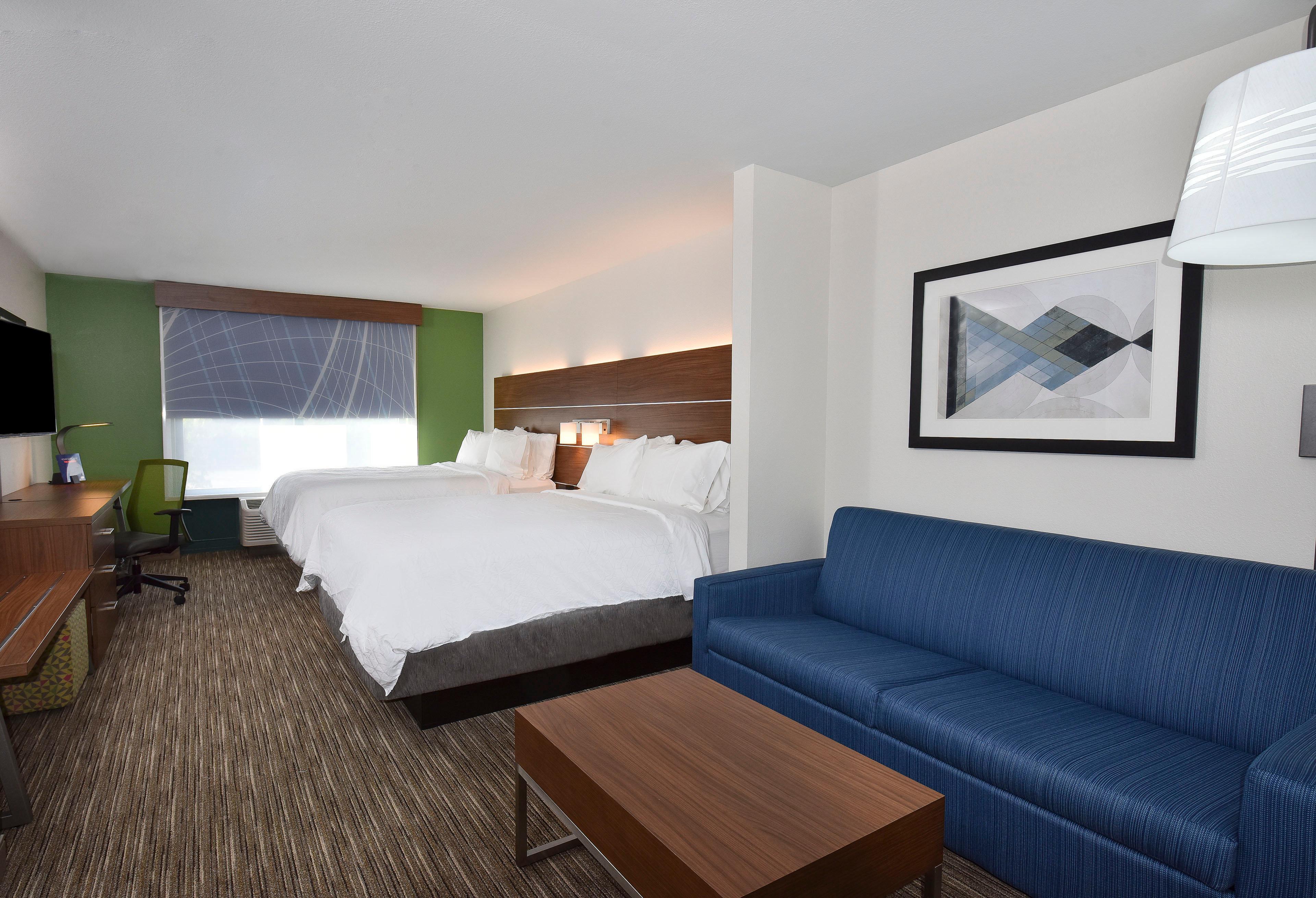 Holiday Inn Express Hotel & Suites Selma By Ihg Exterior photo