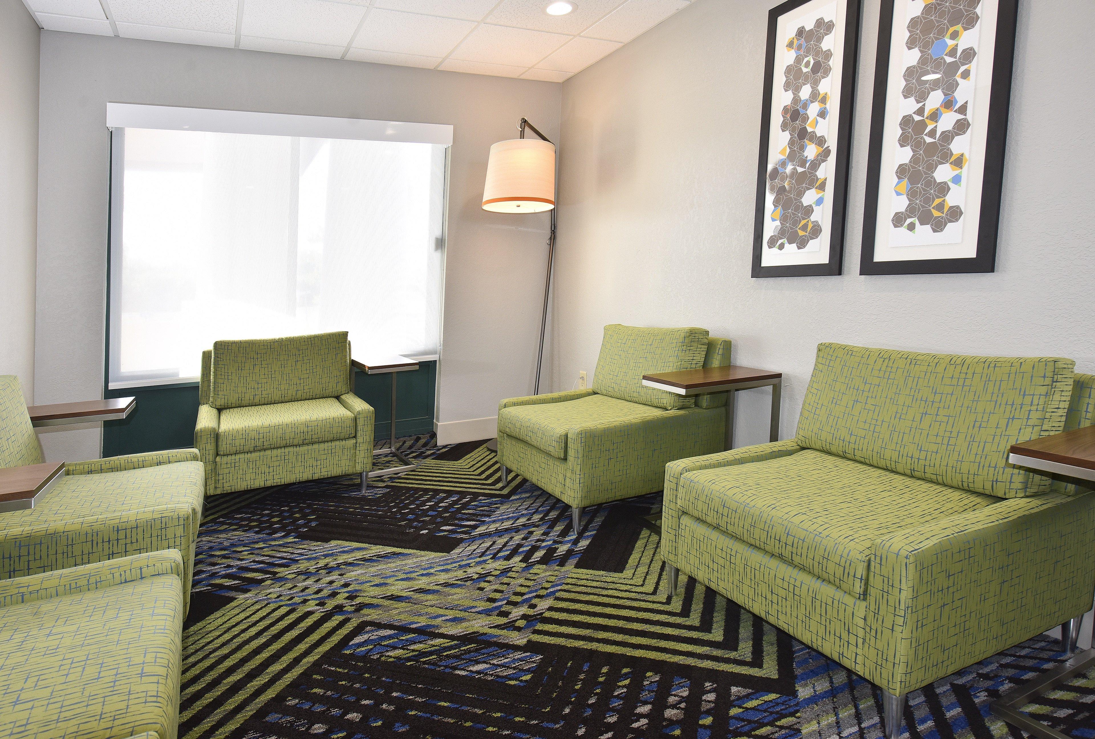 Holiday Inn Express Hotel & Suites Selma By Ihg Exterior photo