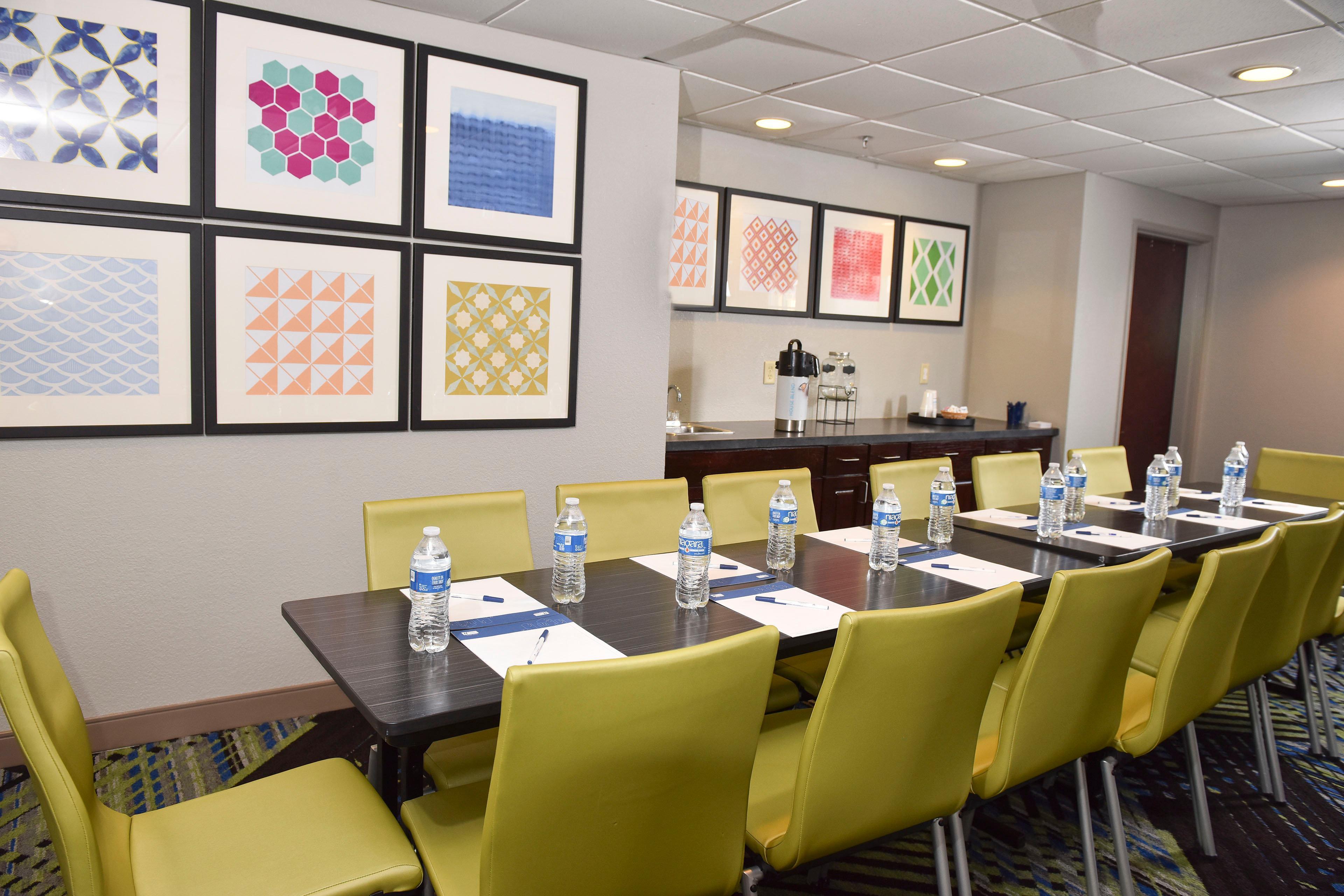Holiday Inn Express Hotel & Suites Selma By Ihg Exterior photo